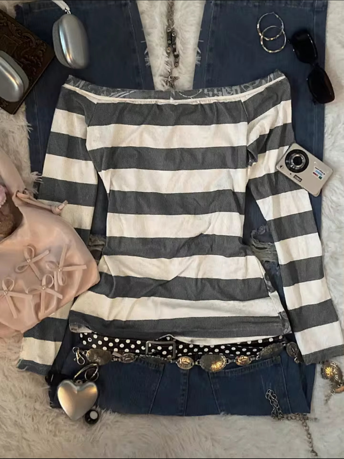 Women's Y2K Sweet 2000S Pink Angel Heart Print,  Striped One-Shoulder Long-Sleeved T-Shirt