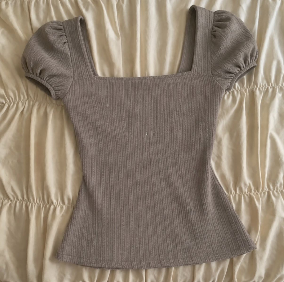 Grey Lace Top With Puffy Sleeves